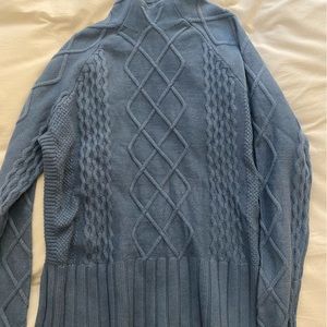 Women's sweater with tags!